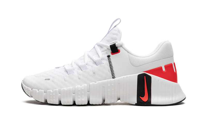 Nike Free Metcon 5 "White / Bright Crimson"