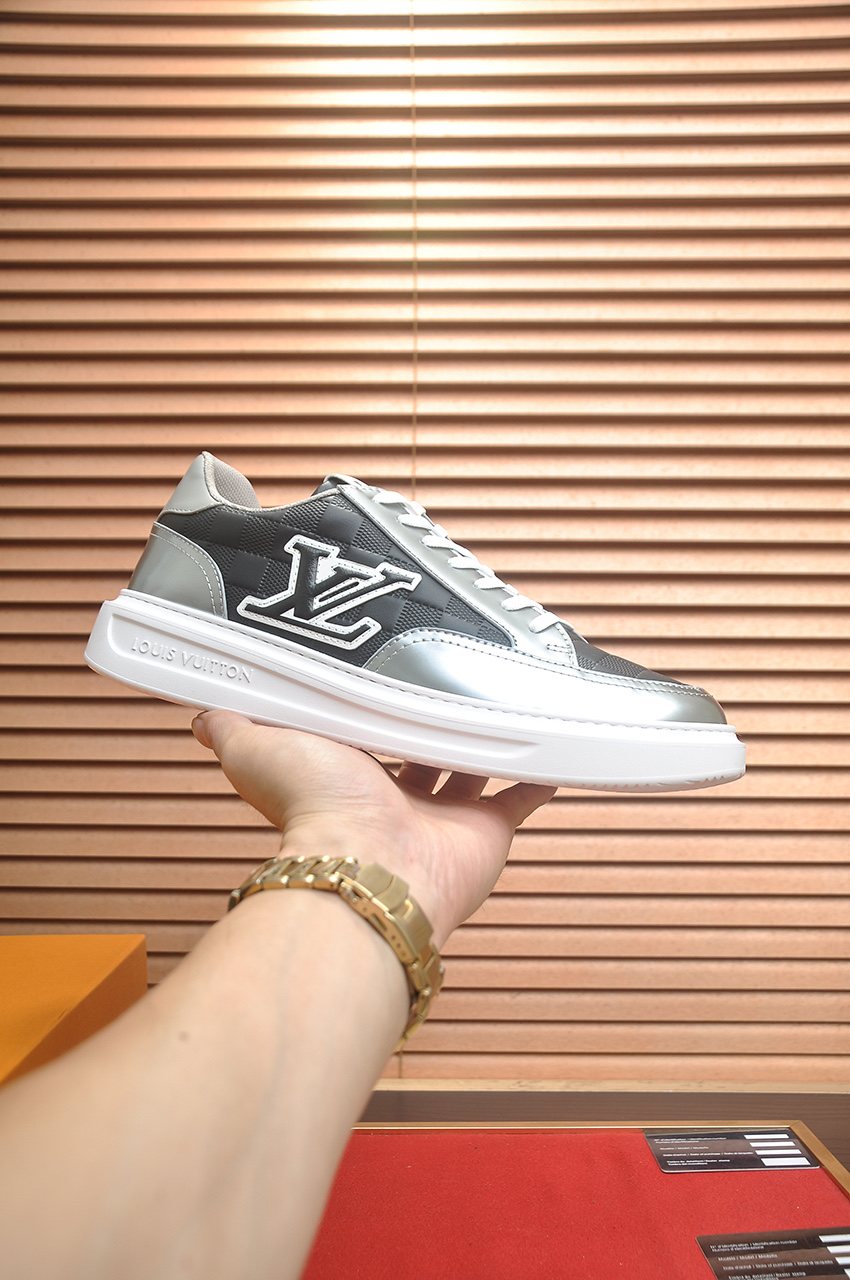 Louis Vuitton Paneled Low-Top Sneakers